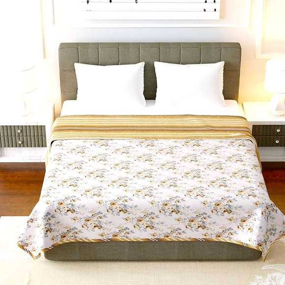 Bed Spread Full size 100% cotton spread/ coverletReversible60 x 80 inches